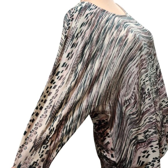 CJ Banks Plus Size 1X Abstract Beaded Tunic Top Batwing Sleeve Stretch Blouse - Picture 3 of 11